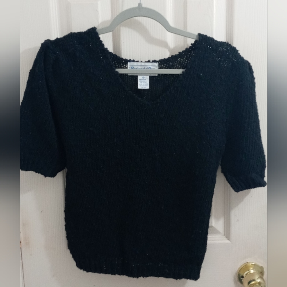Crochet Black Cropped V-Neck Top Sweater Size Small